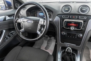 Седан Ford Mondeo 2012 года, 689000 рублей, Барнаул