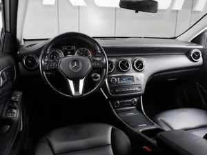 Хетчбэк Mercedes-benz A-класс 2013 года, 1319000 рублей, Тюмень