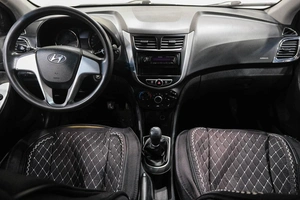 Седан Hyundai Solaris 2011 года, 549000 рублей, Новокузнецк