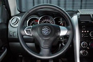 Внедорожник Suzuki Grand Vitara 2010 года, 1257000 рублей, Красноярск