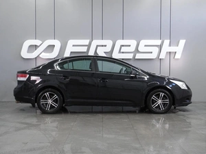 Седан Toyota Avensis 2011 года, 1030000 рублей, Воронеж