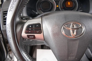 Седан Toyota Corolla 2012 года, 1099000 рублей, Пермь