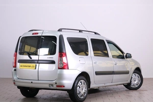 Универсал ВАЗ (LADA) Largus 2017 года, 669000 рублей, Омск