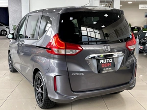 Минивэн Honda Freed 2017 года, 1467000 рублей, Солонцы
