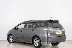 Минивэн Toyota Wish 2016 года, 1639000 рублей, Красноярск