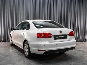 Седан Volkswagen Jetta 2013 года, 929000 рублей, Тюмень
