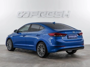 Седан Hyundai Elantra 2018 года, 1499077 рублей, Москва
