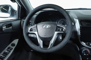 Седан Hyundai Solaris 2015 года, 899000 рублей, Новосибирск