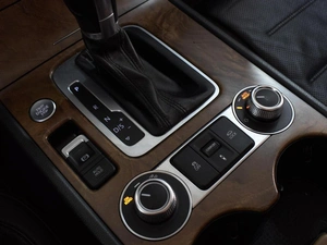 Внедорожник Volkswagen Touareg 2016 года, 3129000 рублей, Ростов-на-Дону