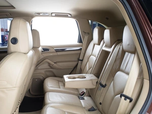 Внедорожник Porsche Cayenne S 2011 года, 2230000 рублей, Омск