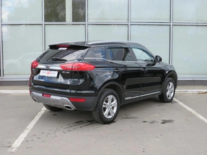 Внедорожник Geely Atlas 2018 года, 1550000 рублей, Брянск