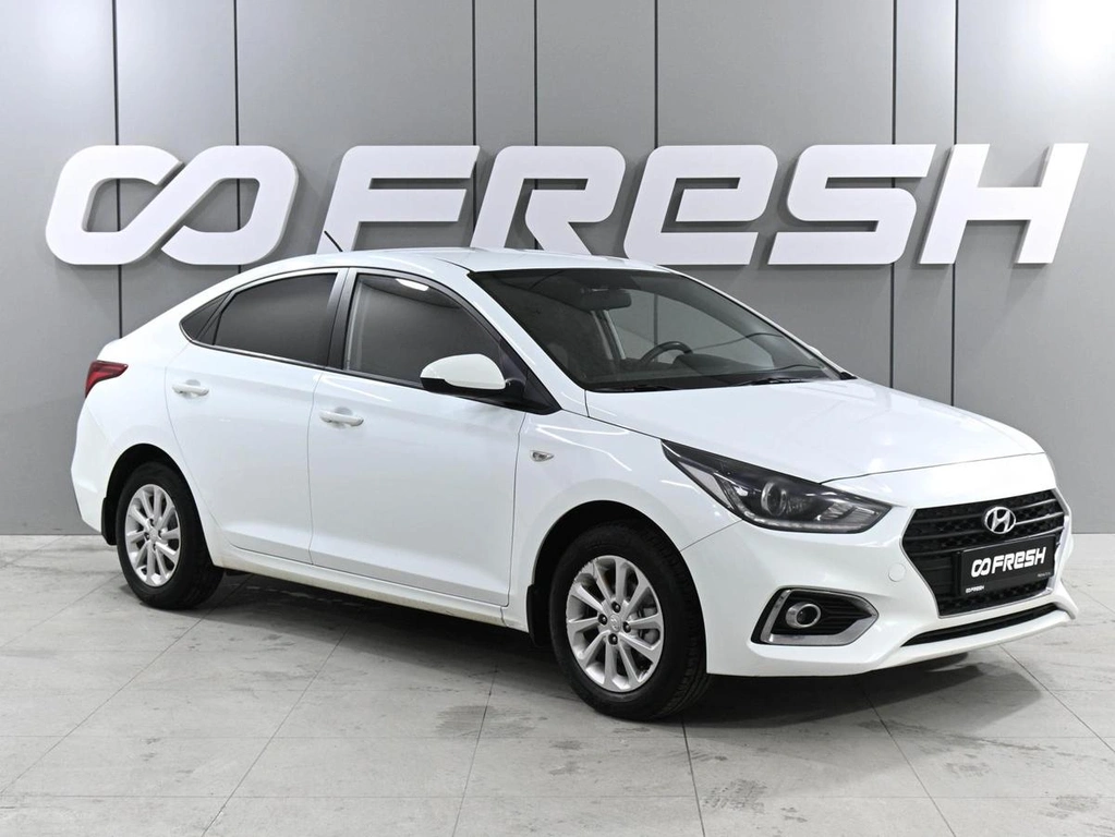 Седан Hyundai Solaris 2019 года, 1319000 рублей, Аксай