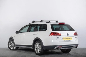 Универсал Volkswagen Golf 2016 года, 1889000 рублей, Томск