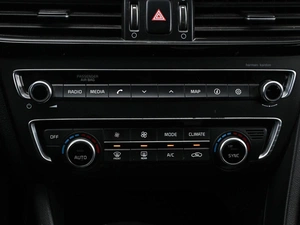 Седан Kia Optima 2018 года, 1999000 рублей, Кирилловка