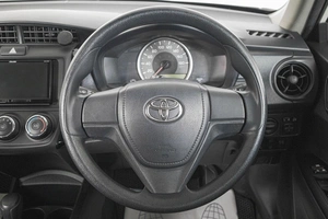 Седан Toyota Corolla Axio 2019 года, 1319000 рублей, Кемерово