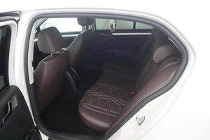 Седан Skoda Superb 2013 года, 1400000 рублей, Орёл