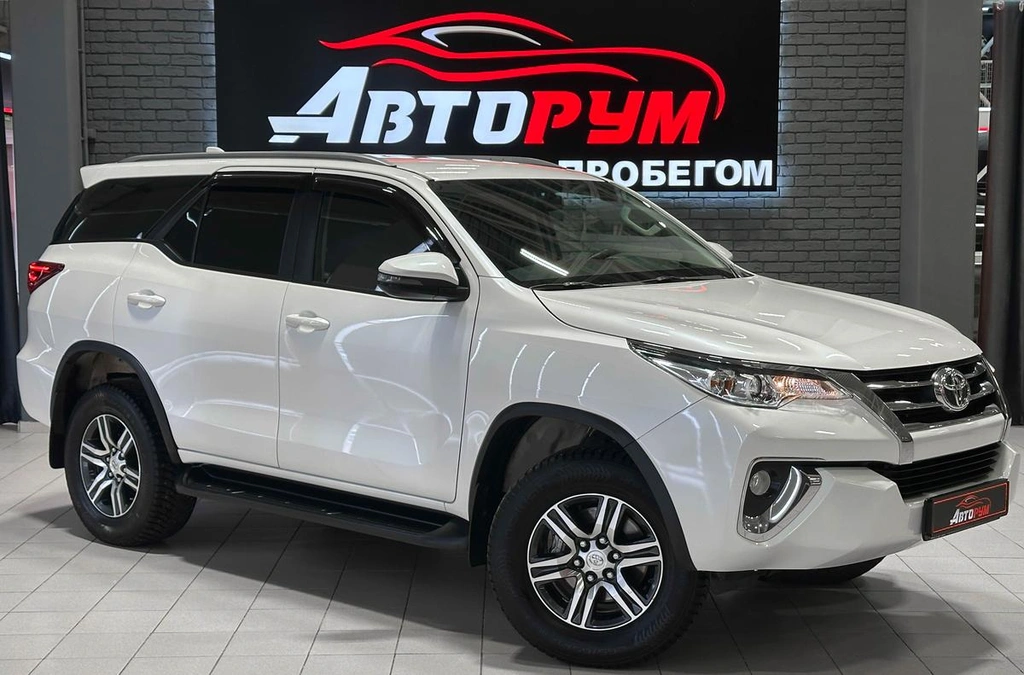 Внедорожник Toyota Fortuner 2019 года, 3230000 рублей, Красноярск