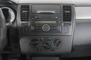 Седан Nissan Tiida 2011 года, 759000 рублей, Кемерово