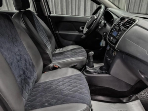 Хетчбэк Renault Sandero 2015 года, 680000 рублей, Красноярск
