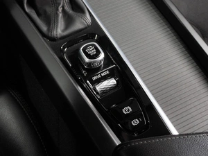 Универсал Volvo V60 Cross Country 2020 года, 3279000 рублей, Тюмень
