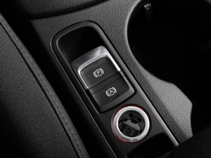 Внедорожник Audi Q3 2015 года, 1984000 рублей, Тюмень