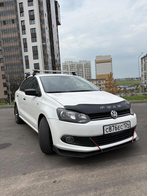 Седан Volkswagen Polo 2012 года, 620000 рублей, Красноярск