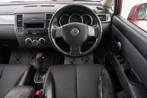 Седан Nissan Tiida 2005 года, 449000 рублей, Красноярск