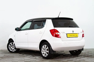 Хетчбэк Skoda Fabia 2013 года, 689000 рублей, Сургут