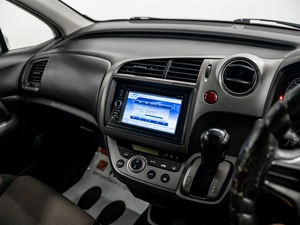 Минивэн Honda Stream 2006 года, 815000 рублей, Красноярск