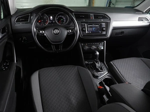 Внедорожник Volkswagen Tiguan 2018 года, 2089000 рублей, Воронеж