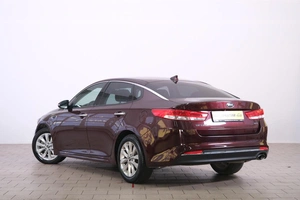 Седан Kia Optima 2017 года, 1399000 рублей, Омск