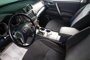 Внедорожник Toyota Highlander 2012 года, 2259000 рублей, Сургут