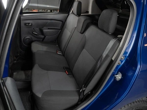 Хетчбэк Renault Sandero 2017 года, 719000 рублей, Тюмень