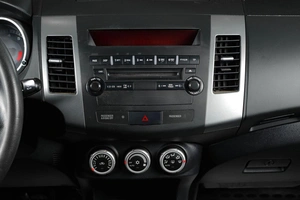 Внедорожник Mitsubishi Outlander 2008 года, 1049000 рублей, Тюмень