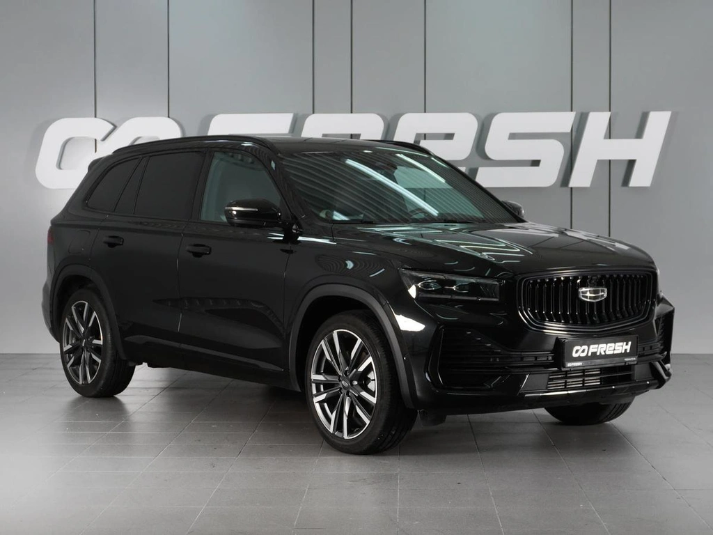Внедорожник Geely Monjaro 2023 года, 3170000 рублей, Красный Пахарь