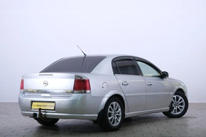 Седан Opel Vectra 2007 года, 499000 рублей, Омск