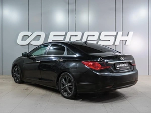 Седан Hyundai Sonata 2010 года, 929000 рублей, Воронеж
