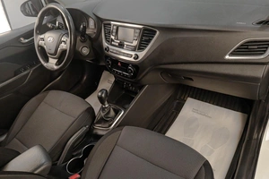 Седан Hyundai Solaris 2017 года, 1179000 рублей, Челябинск