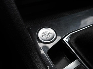 Внедорожник Volkswagen Tiguan 2021 года, 3650000 рублей, Краснодар