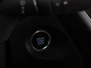 Внедорожник Toyota Corolla Cross 2024 года, 3180000 рублей, Воронеж