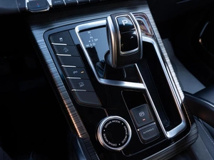 Внедорожник Geely Atlas Pro 2024 года, 2399000 рублей, Саратов