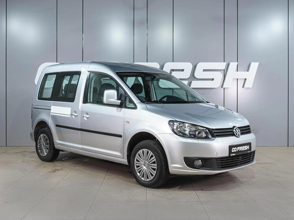 Фургон Volkswagen Caddy 2012 года, 1010000 рублей, Воронеж