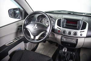 Пикап Mitsubishi L200 2012 года, 1599000 рублей, Пермь