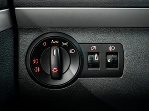 Минивэн Volkswagen Touran 2012 года, 980000 рублей, Красноярск