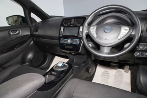 Хетчбэк Nissan Leaf 2016 года, 999000 рублей, Новосибирск