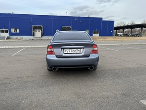 Седан Subaru Legacy 2006 года, 1050000 рублей, Красноярск