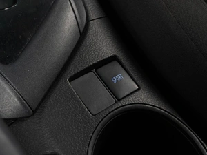 Седан Toyota Corolla 2014 года, 1390000 рублей, Тюмень