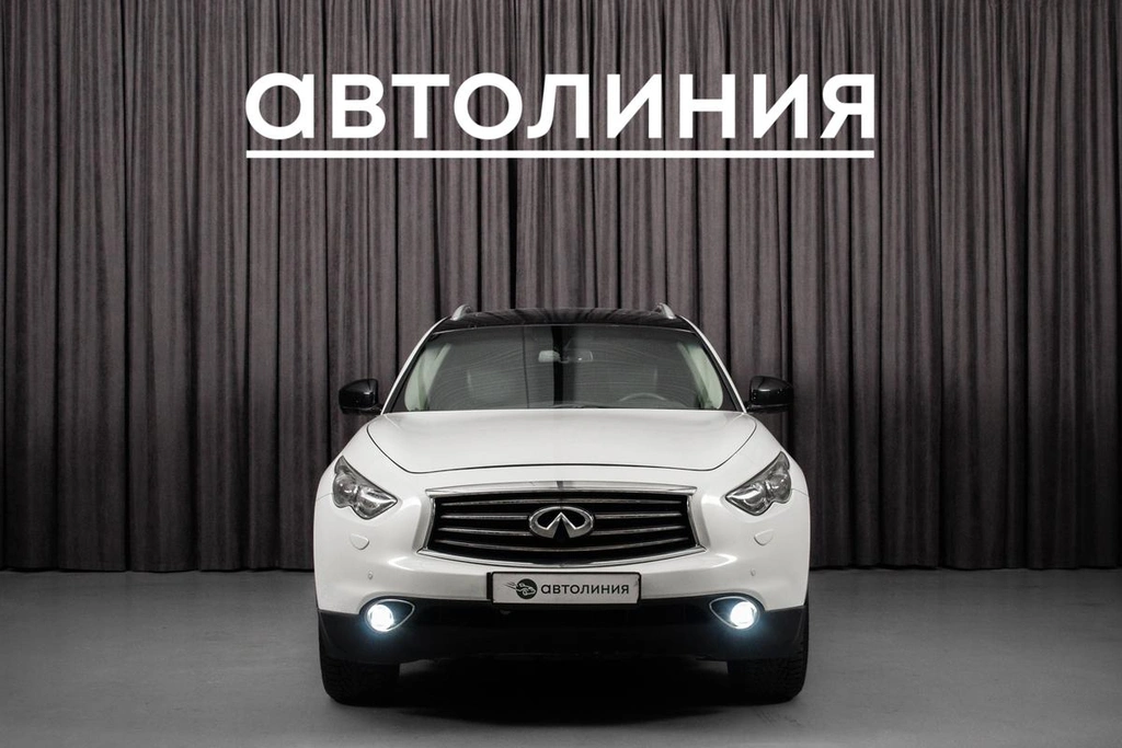 Внедорожник Infiniti QX70 2013 года, 2050000 рублей, Красноярск