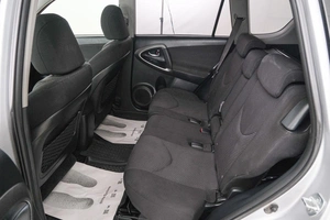 Внедорожник Toyota RAV4 2012 года, 1749000 рублей, Красноярск