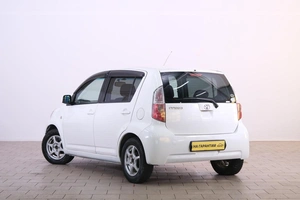 Хетчбэк Toyota Passo 2009 года, 529000 рублей, Омск